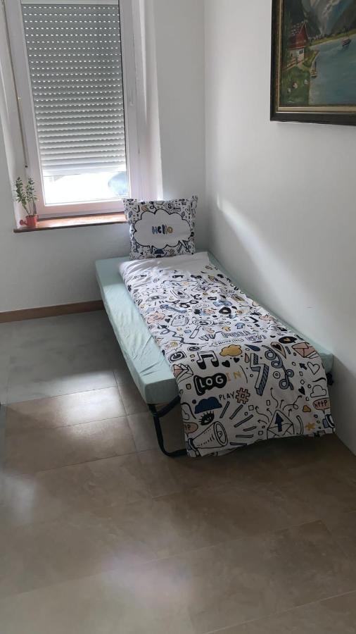 Superbe Appartement Au Rdc Avec Cheminee Villerupt Εξωτερικό φωτογραφία